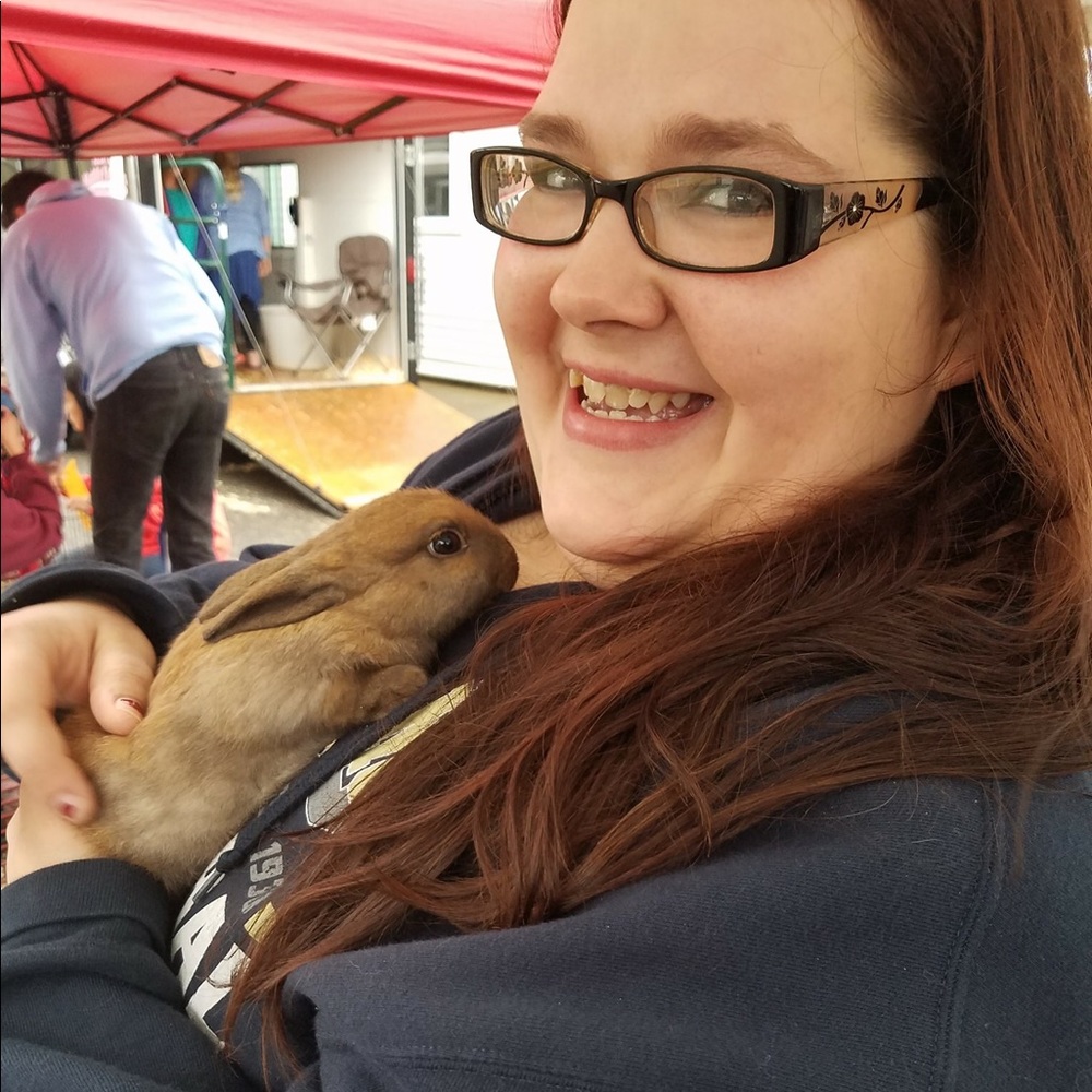 Meet your Posher, Mmeagan